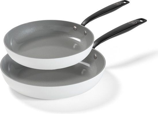 Be Living 2-delige Koekenpannenset -Ø 24&28 Cm - Bakpan - Keramisch - Pfas Vrij Anti Aanbak -