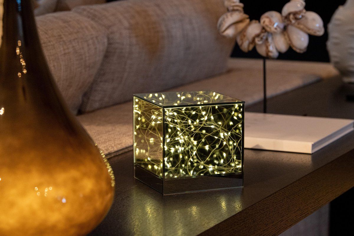 DistinQ Led Kubus - Sfeerverlichting - 25 Led Lampen Met Infinity Effect - Zwart