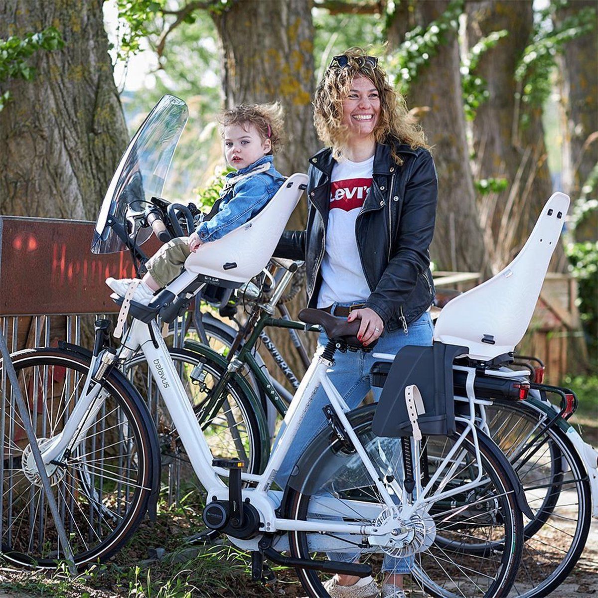Urban Iki - Stylingset Achterzitje - Zachte Schouder Paddings En Kussen - Beige
