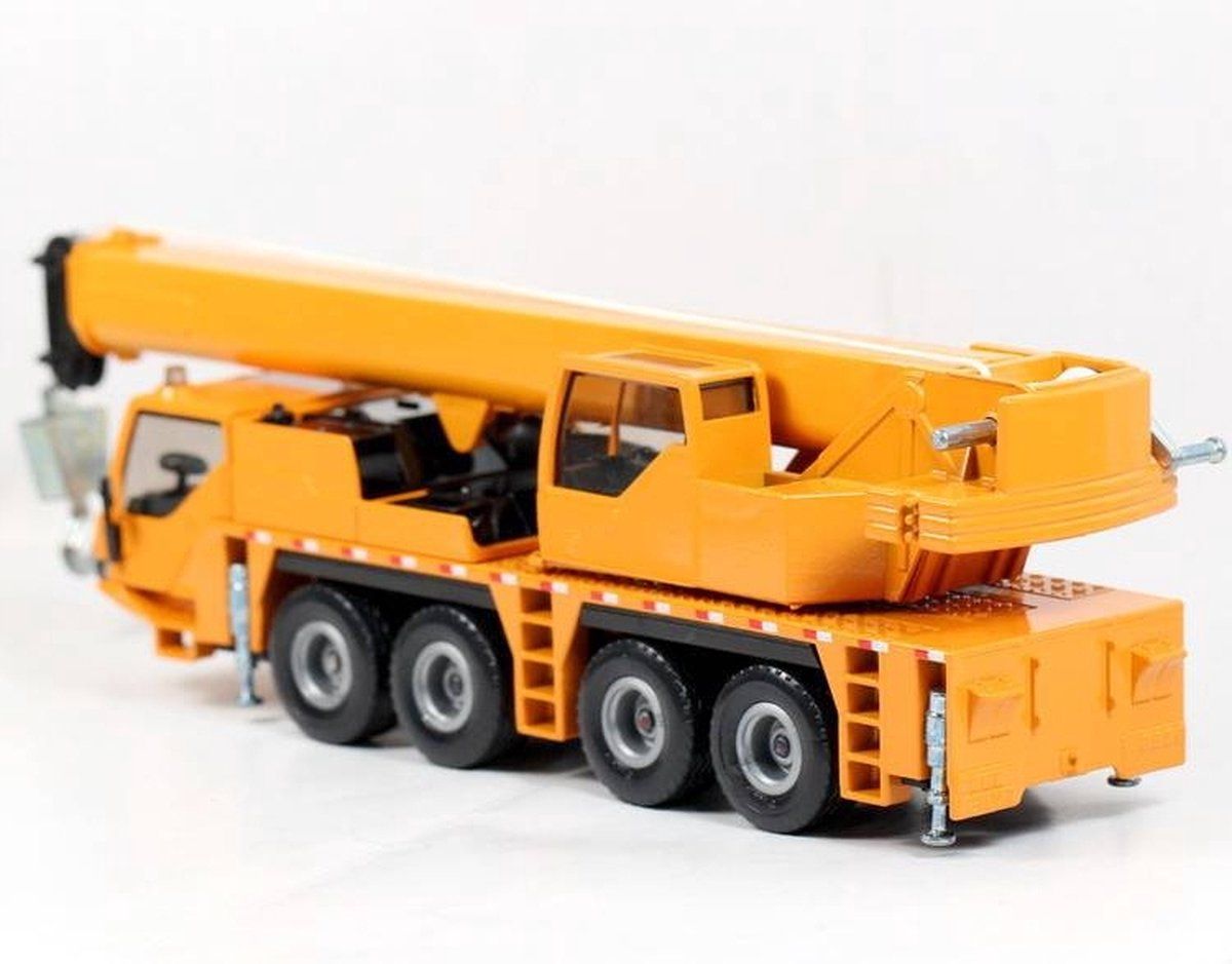 SIKU 2110 - Hijskraanwagen - Telescopische giek - Geel