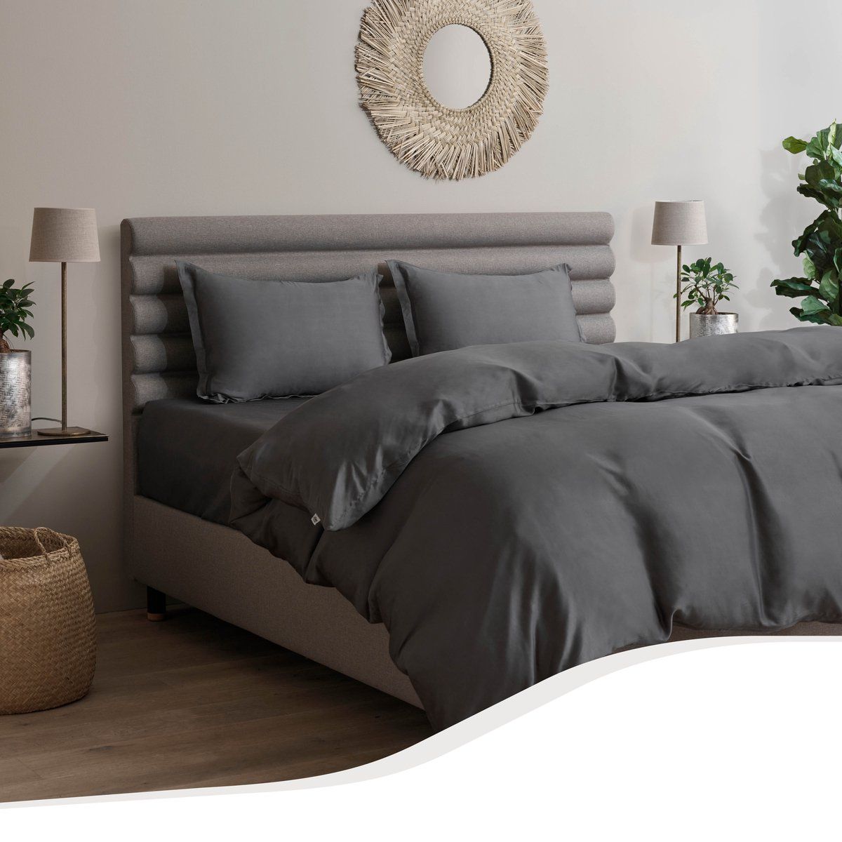 Home By Tempur® - Dekbedovertrek Bamboe - 100% Zijdezacht - 260x240 Cm - Antraciet
