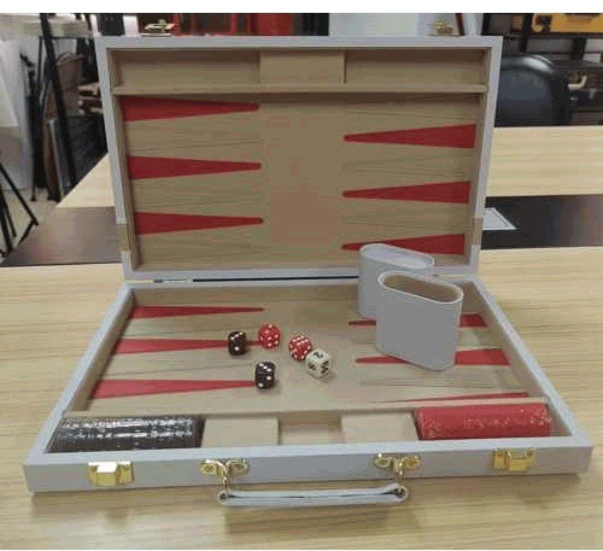 HOT Games Backgammon - Spelkoffer 38 cm - Luxe wit met gouden bies